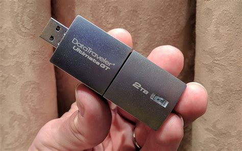 Blog Elhacker NET Kingston Presenta El Primer Pendrive De 2TB