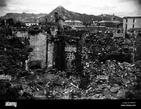 Korean War, Rubble of Seoul, 1950 Stock Photo - Alamy