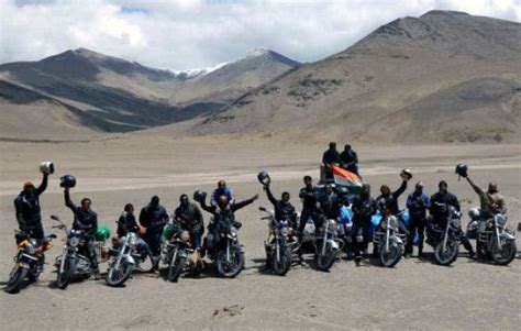 Manali Leh Ladakh Srinagar Road Tour Package Best Bike Tour Package