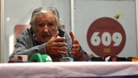 José Mujica anunció que tiene un tumor en el esófago Mientras pueda