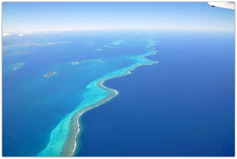 New Caledonia Barrier Reef - Horizon