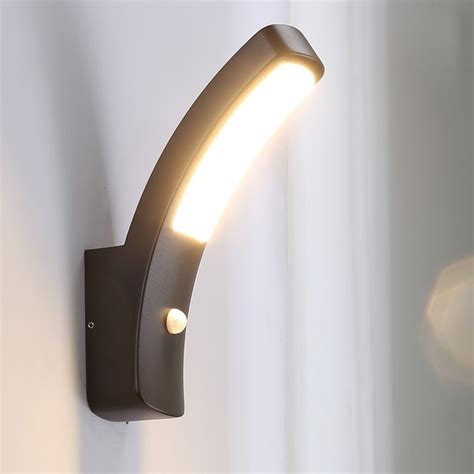 Lampe murale extérieure LED con capteur PIR LUS 13W IP54