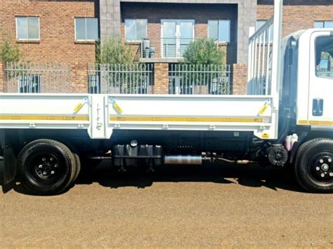 Isuzu N Series Npr Amt Ton For Sale In Pretoria Id