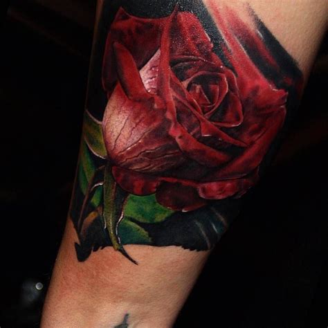 Rose Tattoos On Right Upper Forearm