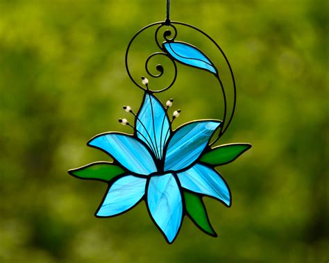 Stained Glass Lily Stained Glass Window Hangings Lily Flower Suncatcher Glass Art Suncatchers