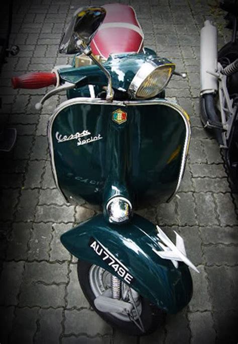 Restoration of Vespa Sprint on Behance