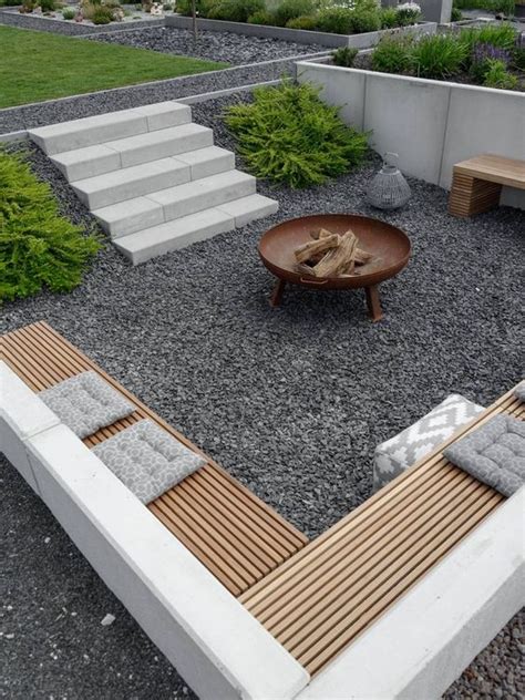 Welcoming And Stylish Sunken Patios And Decks Digsdigs