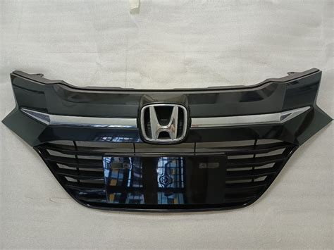 Honda Vezel Front Grill Car Accessories Accessories On Carousell