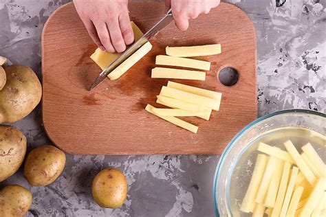 Why Soak Potatoes Before Frying What Do Chefs Say