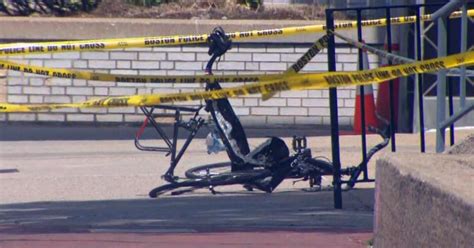 Bicyclist Dies After Colliding With Dump Truck In Boston Cbs Boston