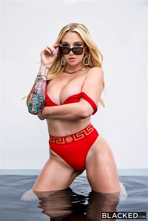 Kendra Sunderland 045 Porn Pic