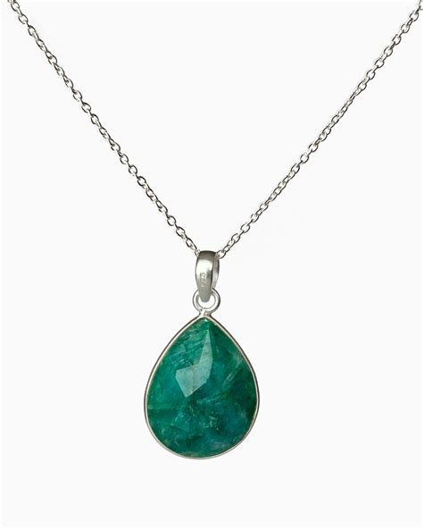 Large Emerald Pendant Necklace - Veda Jewelry