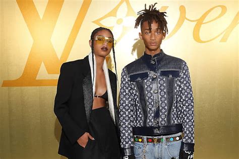 Willow Smith En Soutien Gorge Noir Et Blazer Irisé Et Jaden Smith En