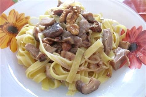 Tagliatelle Funghi Porcini E Noci Ricetta Di Misya