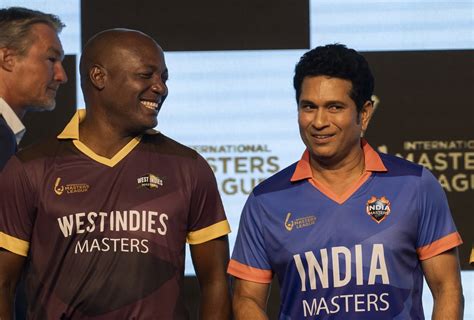 Brian Lara And Sachin Tendulkar Exchange Smiles ESPNcricinfo