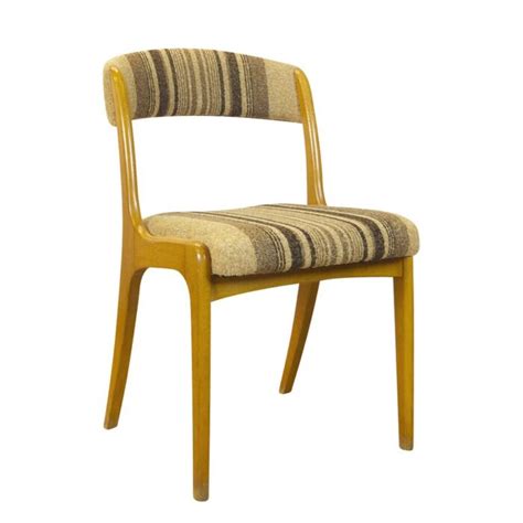 Silla Mid Century Tapizada Studio Alis