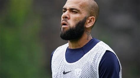 Dani Alves Cambia Su Declaración Una Vez Más Y Ahora Se Presenta Como