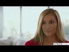 Vixen Naughty Assistant Seduces Boss On Vacation Free Mobile Porn Videos IPornTV