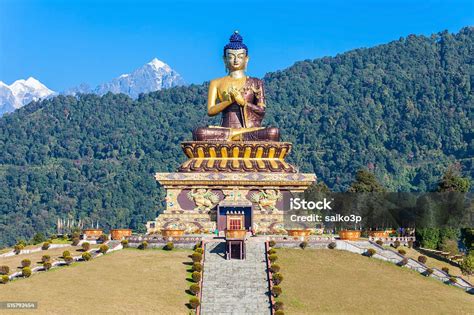 Buddha Park Ravangla Stock Photo Download Image Now Gangtok Sikkim