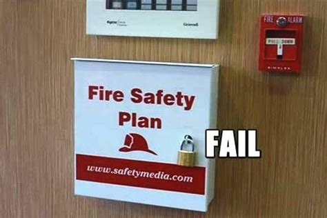 Pin by Melissa T on Safety/Workplace Safety- Humor | Safety fail ...