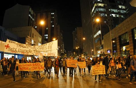 Manifestações Contra A Copa Do Mundo Foram Pacíficas Em Curitiba