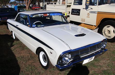 Ford Falcon Futura Xm Hardtop All Historic Races Mallala Flickr