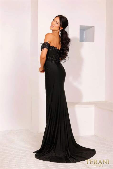 241P2238 Off-Shoulder Bodycon Black Long Prom Dress