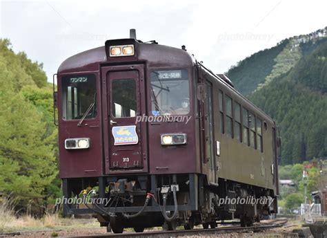 わたらせ渓谷鐵道 わ89形気動車313号機 写真素材 7297944 フォトライブラリー Photolibrary