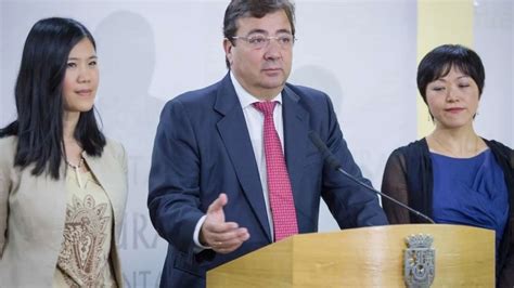 Fernández Vara destaca la importancia de fortalecer las relaciones