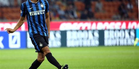 Inter Miranda Si Fa Male Al Ginocchio Gazzetta Del Sud