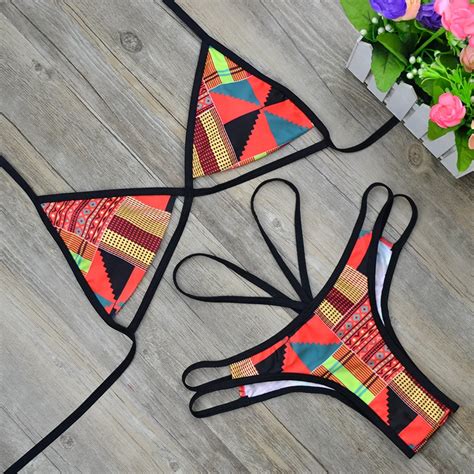 2017 New South America Sexy Three Point Bikini Swimsuit Color Colorful