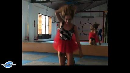 Twerk Jerk Off Challenge Ass Shaking Continue On