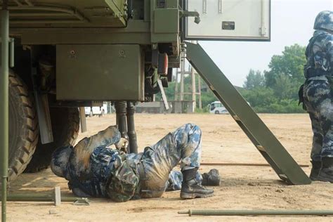 战训快报丨旌旗猎猎！“卫勤力量”砺兵终南 搜狐大视野 搜狐新闻