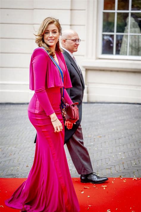 Prinses Alexia Steelt De Show Tijdens Haar Eerste Prinsjesdag