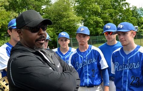 Former Mlb All Star Jeffrey Hammonds Has Number Retired By Scotch