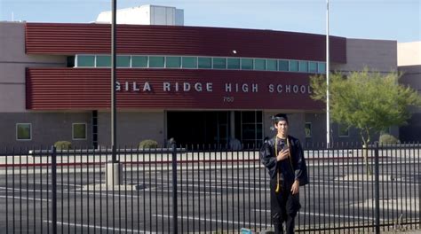 Gila Ridge High School senior creates graduation tribute - KYMA