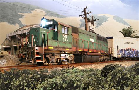 Trackside Photos: A B&O local, a VE produce train, a C&O coal train ...