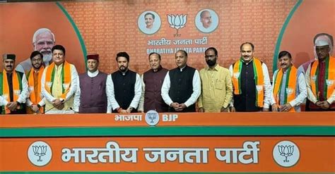 Six Rebel Congress Mlas Join Bjp