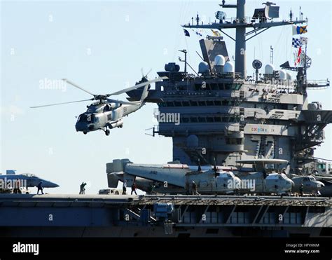 Sea hawk helicopter takes off hi-res stock photography and images - Alamy