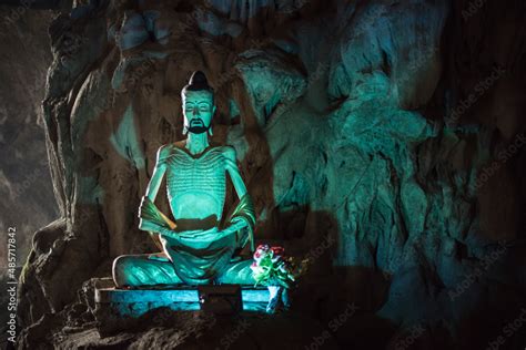 Buddha Statues Inside Sadan Cave Aka Saddar Caves Hpa An Kayin