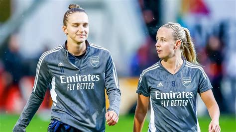 Beth Mead Opens Up On Vivianne Miedema Inspiration As Arsenal Stars