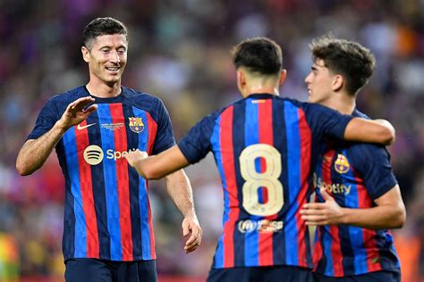 Lewandowski rompe su maleficio y el Barça golea a Pumas 6 0 Fútbol