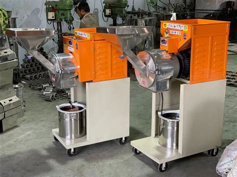 3 HP Double Chamber Pulveriser Machine Commercial Atta Chakki 2in1