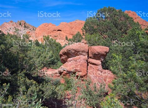 Rock Formations Of Garden Of The Gods Stock Photo - Download Image Now ...