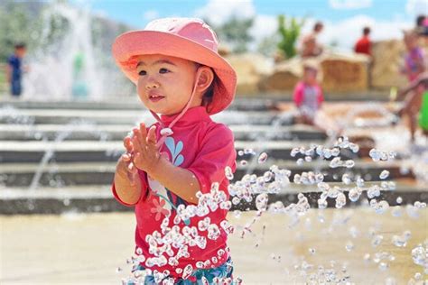 Cool Off At These 10 Splash Pads Voted As The Best In The United States