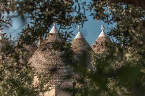 Puglia Trullo Complex Met Luxe Buitenkeuken En Mooi Zwembad