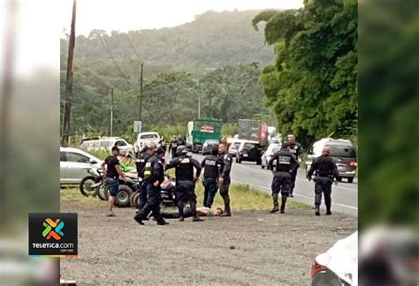 Video Tres detenidos tras persecución choque y balacera en Naranjo