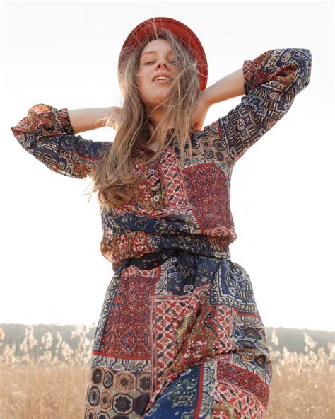 Guide to Boho Festival Outfits: Embrace Your Inner Bohemian | Wholesale ...