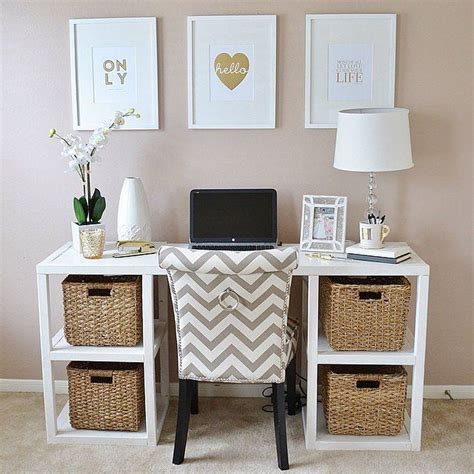 38 Perfect Bedroom Desk Ideas - MAGZHOUSE