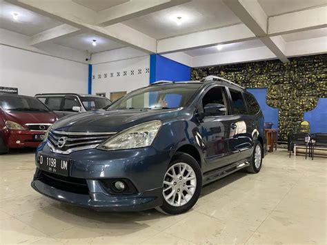 Dp Jt Nissan Grand Livina Hws A T Murah Mobil Bekas